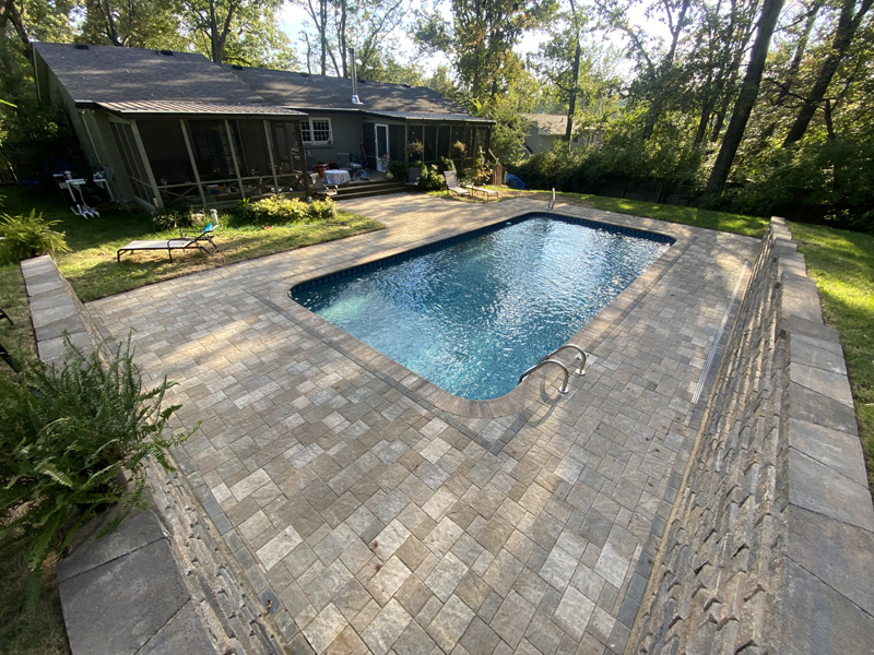 Hardscape stone around a backyard pool